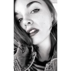 Meet your Posher, Zoe